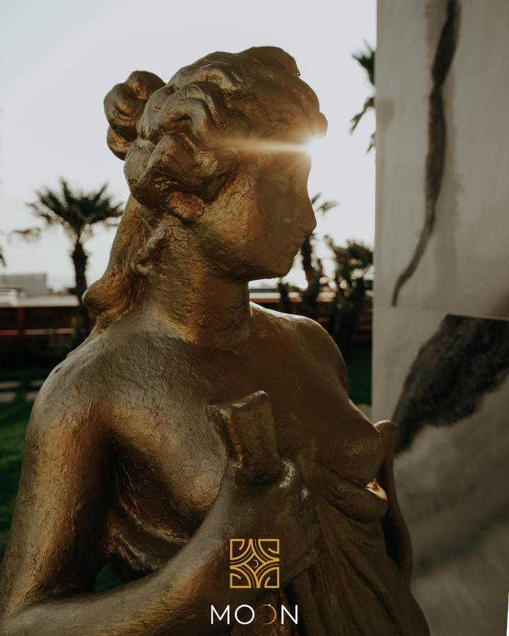 Moonluxuryresort 里克拉 外观 照片